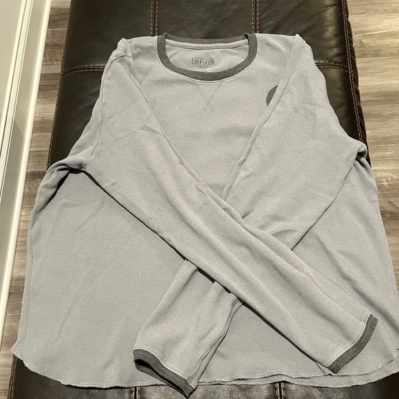 Chipirion Distressed Thermal Shirt - Picture 12 of 13